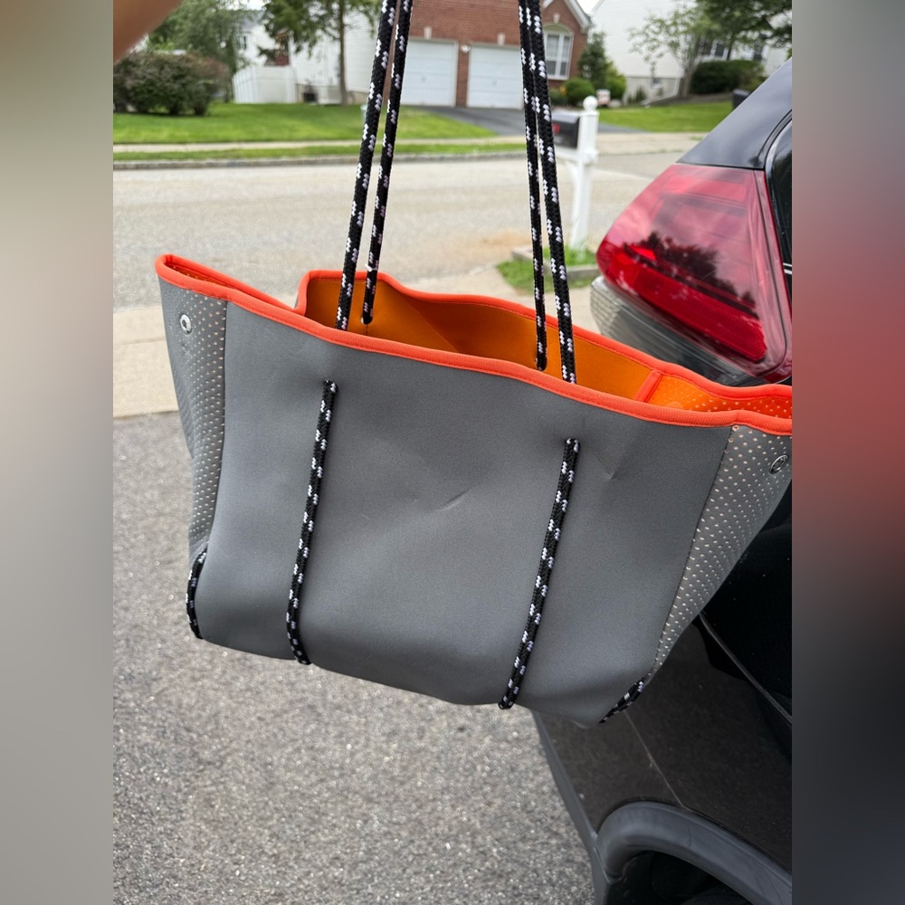 Neoprene Gray and Orange Tote Bag - Picture 2 of 5